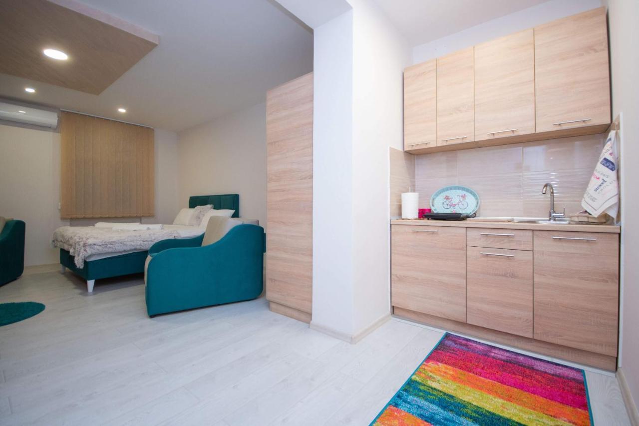 Cvetni Trg Hotel Belgrado Buitenkant foto